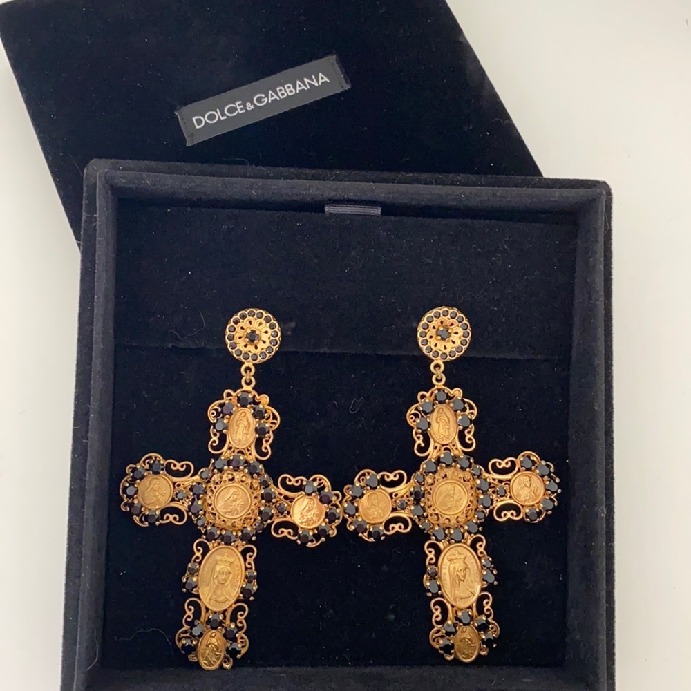 Dolce & Gabbana earrings